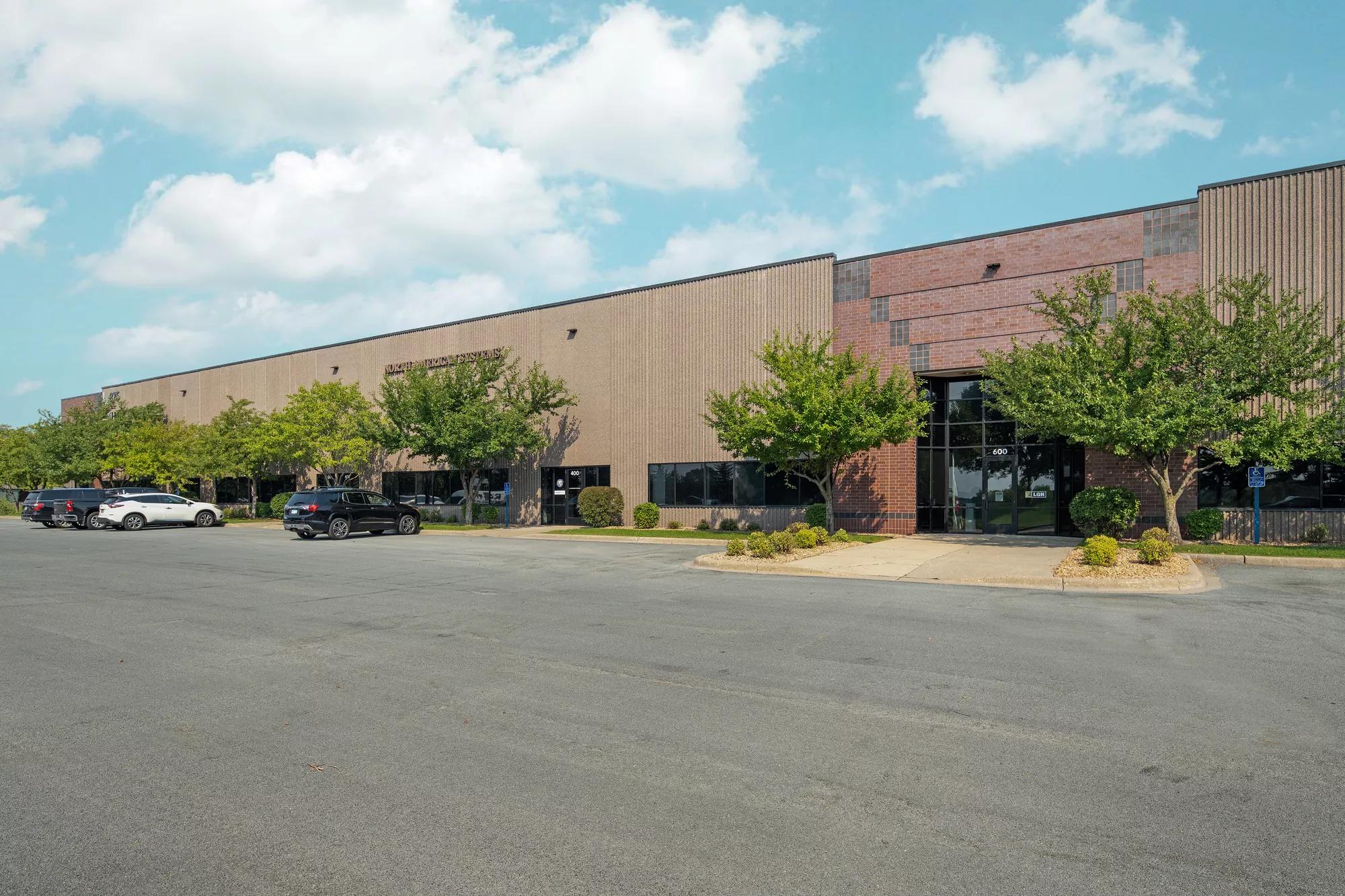 875 Blue Gentian Road, Saint Paul, MN 55121, 400
