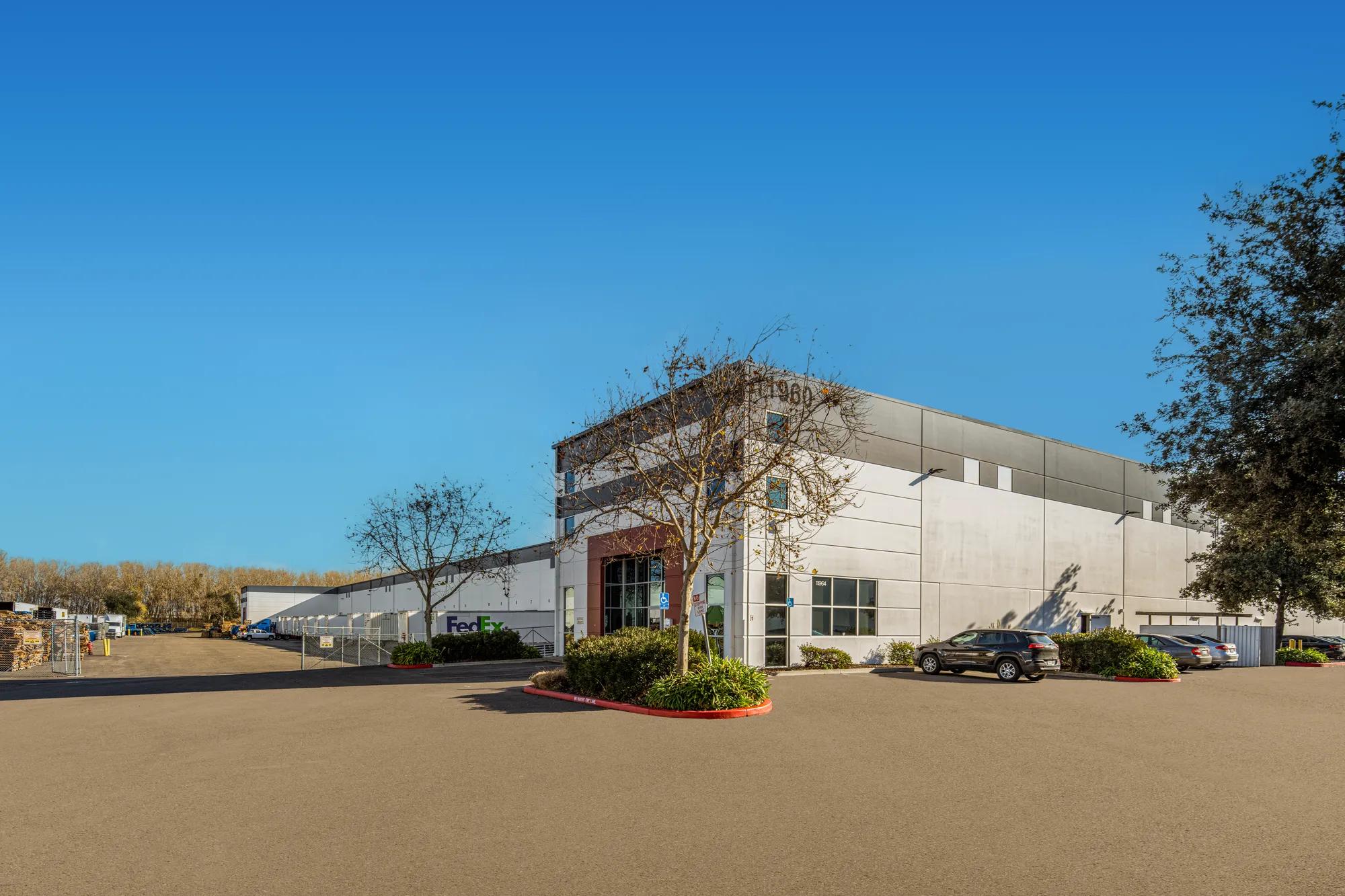 11960 South Harlan Road, Lathrop, CA 95330, 0100