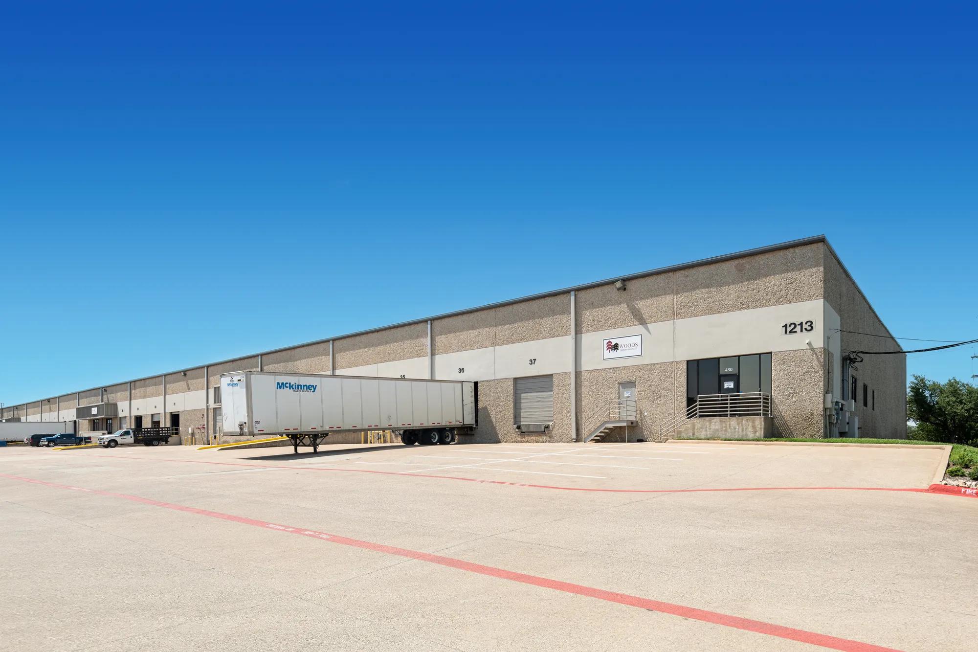 1213 W. Carrier Parkway, Grand Prairie, TX 75050, 00412