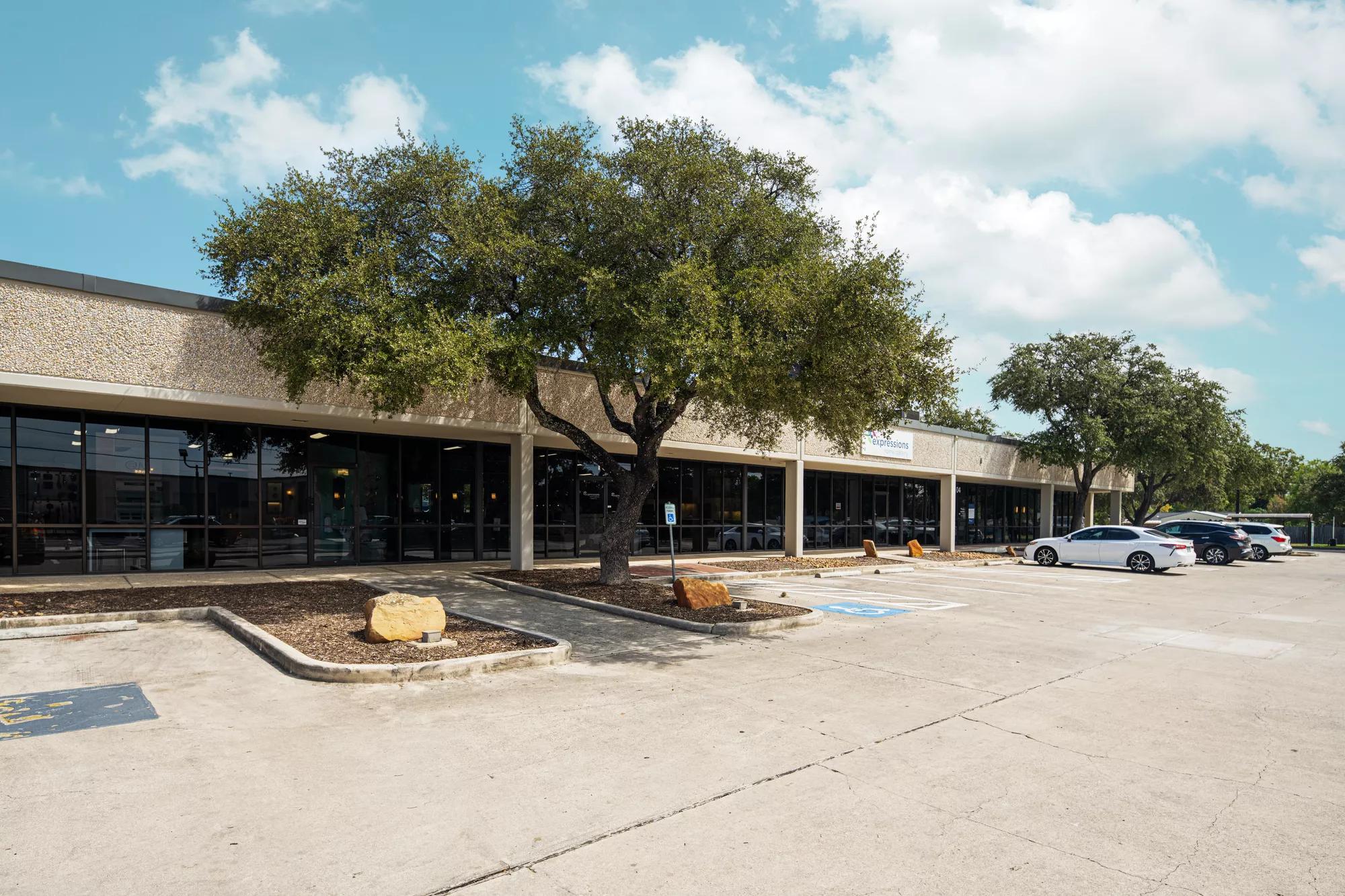 Details of San Antonio, TX 78217 - Industrial Property For Lease