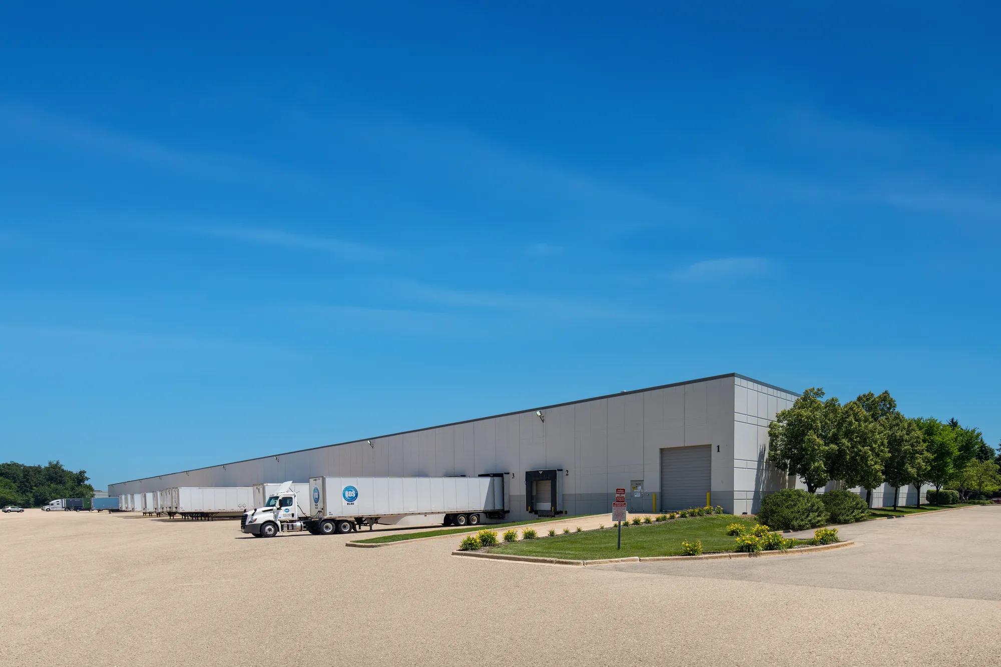 3540-3630 Amhurst Pkwy, Waukegan, IL 60085, 3600