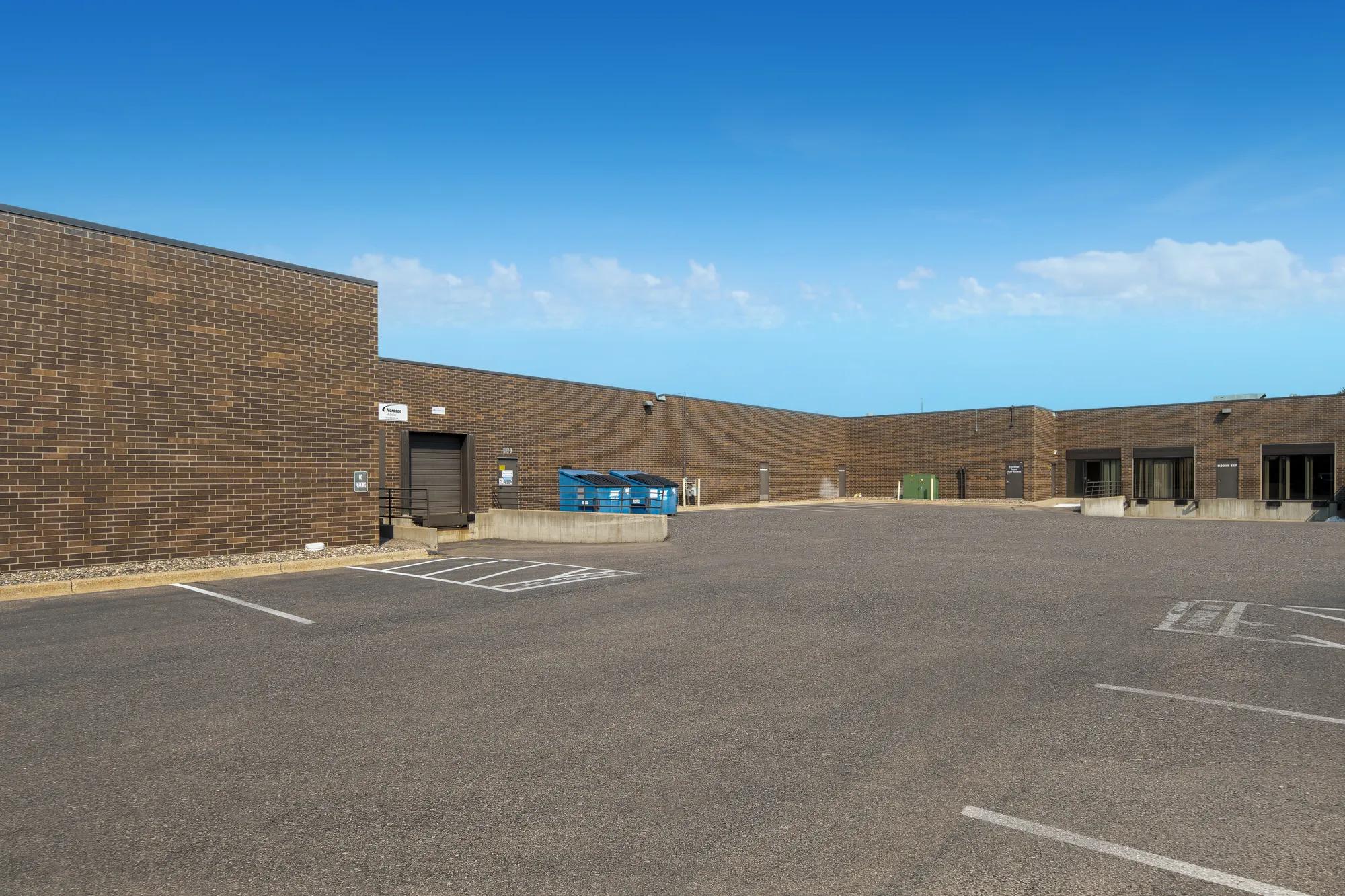 Details of 1270 Eagan Industrial Road, Saint Paul, MN 55121 - Industrial Property For Lease