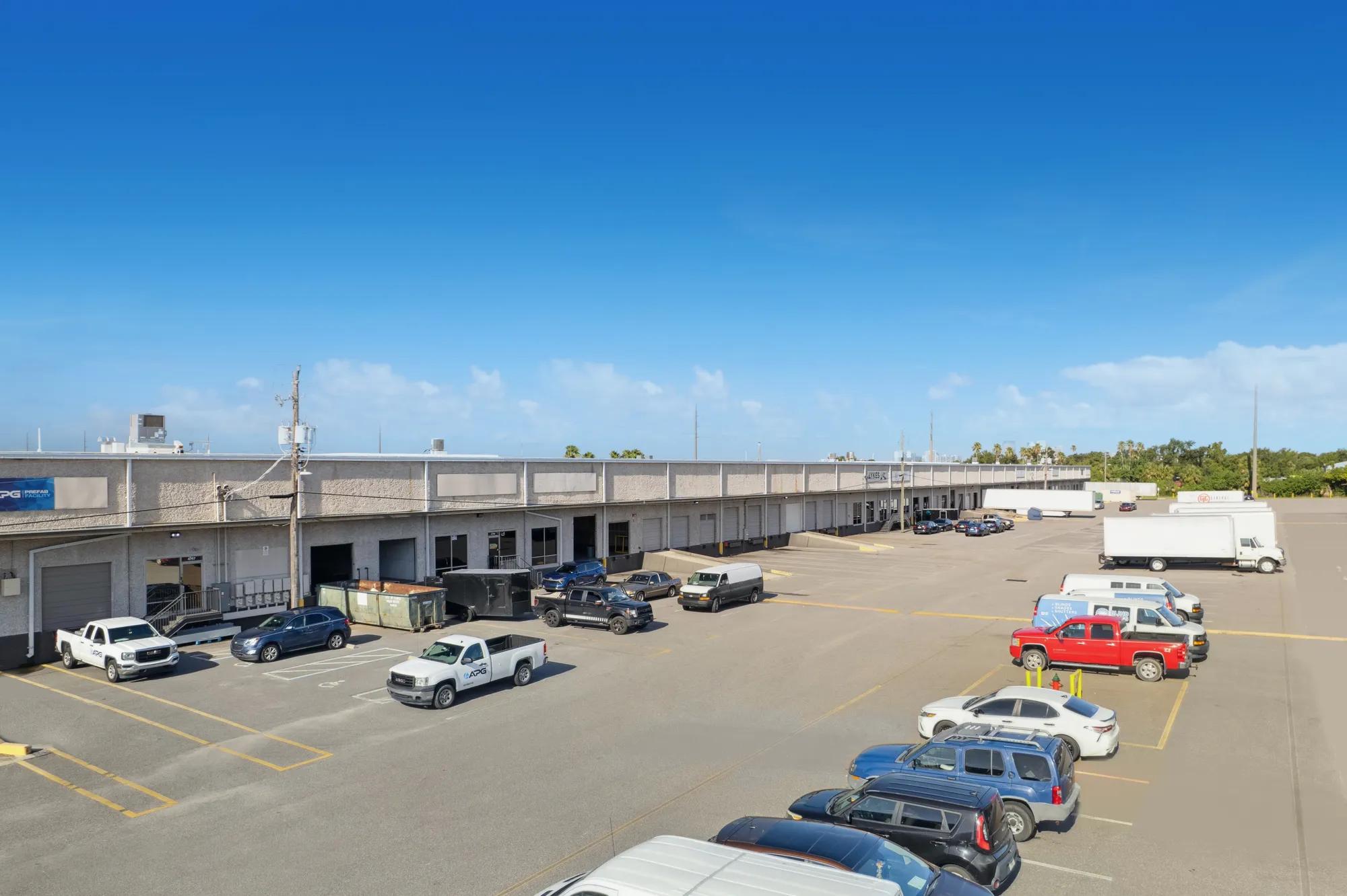 4701-4971 Distribution Drive, Tampa, FL 33605, 2-4735B
