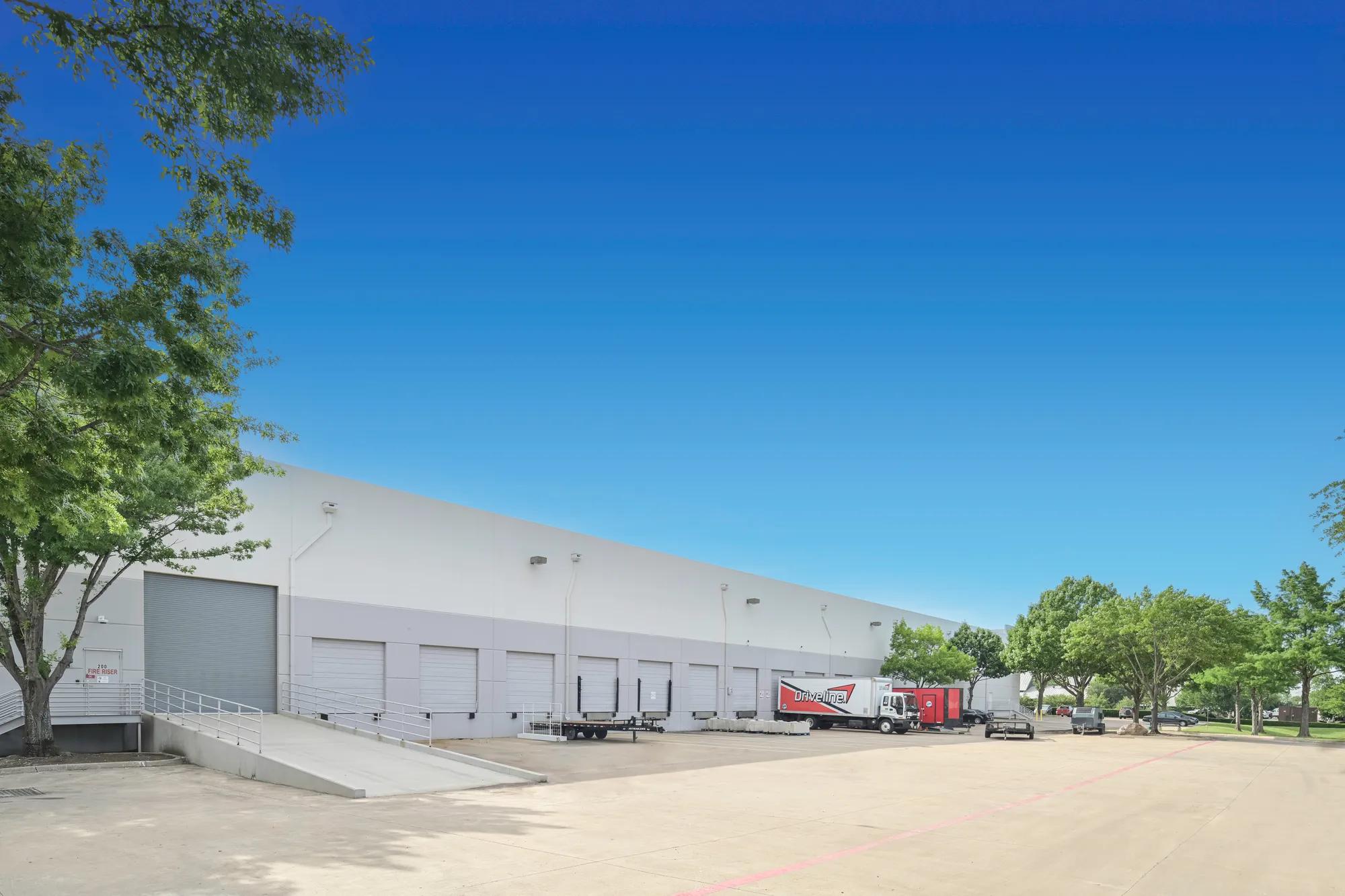 Details of 700 & 800 Freeport Pkwy, 801 Hammond St, Coppell, TX 75019 - Industrial Property For Lease