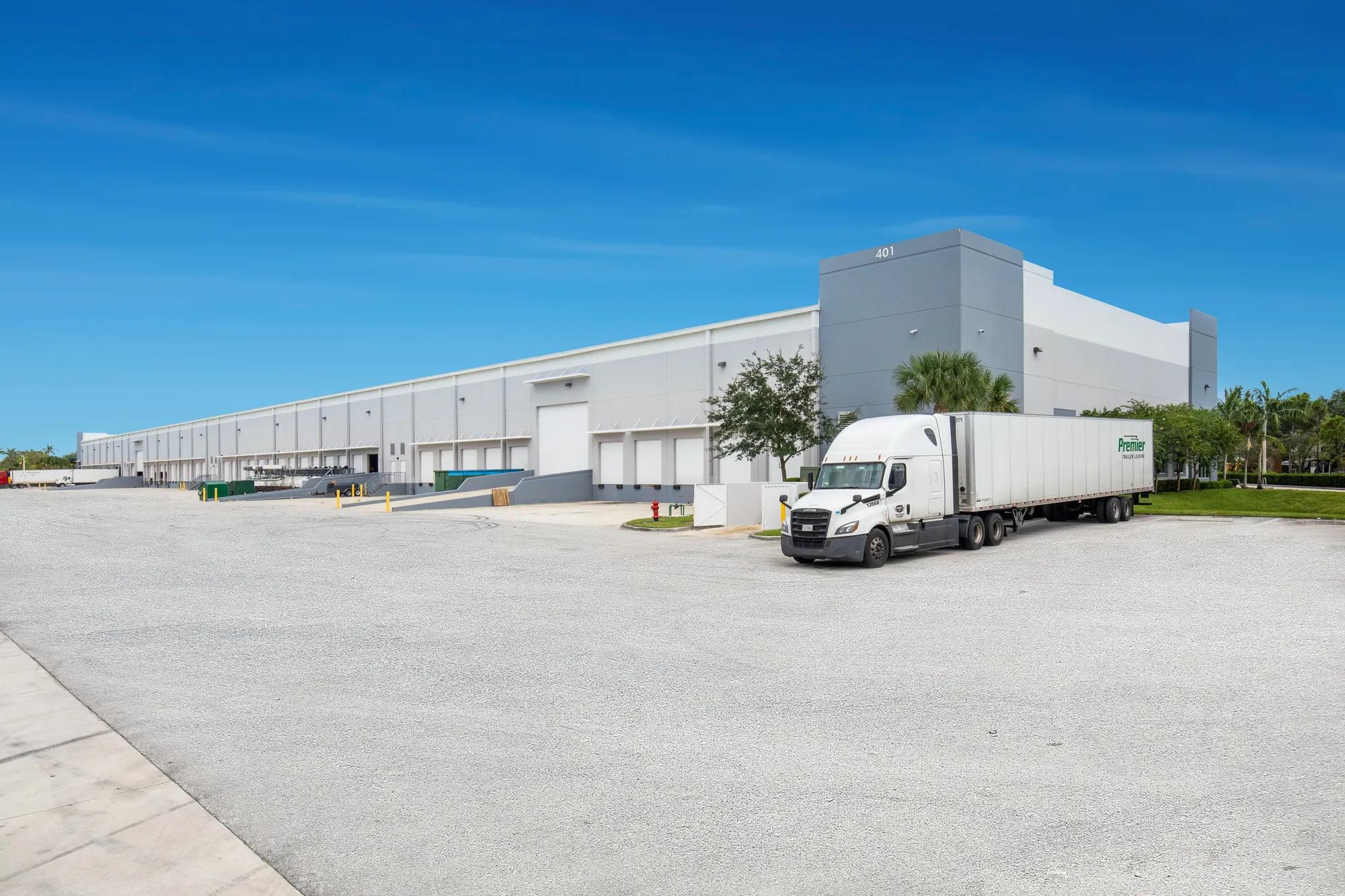 Details of West Palm Beach, FL 33413 - Industrial Property For Lease