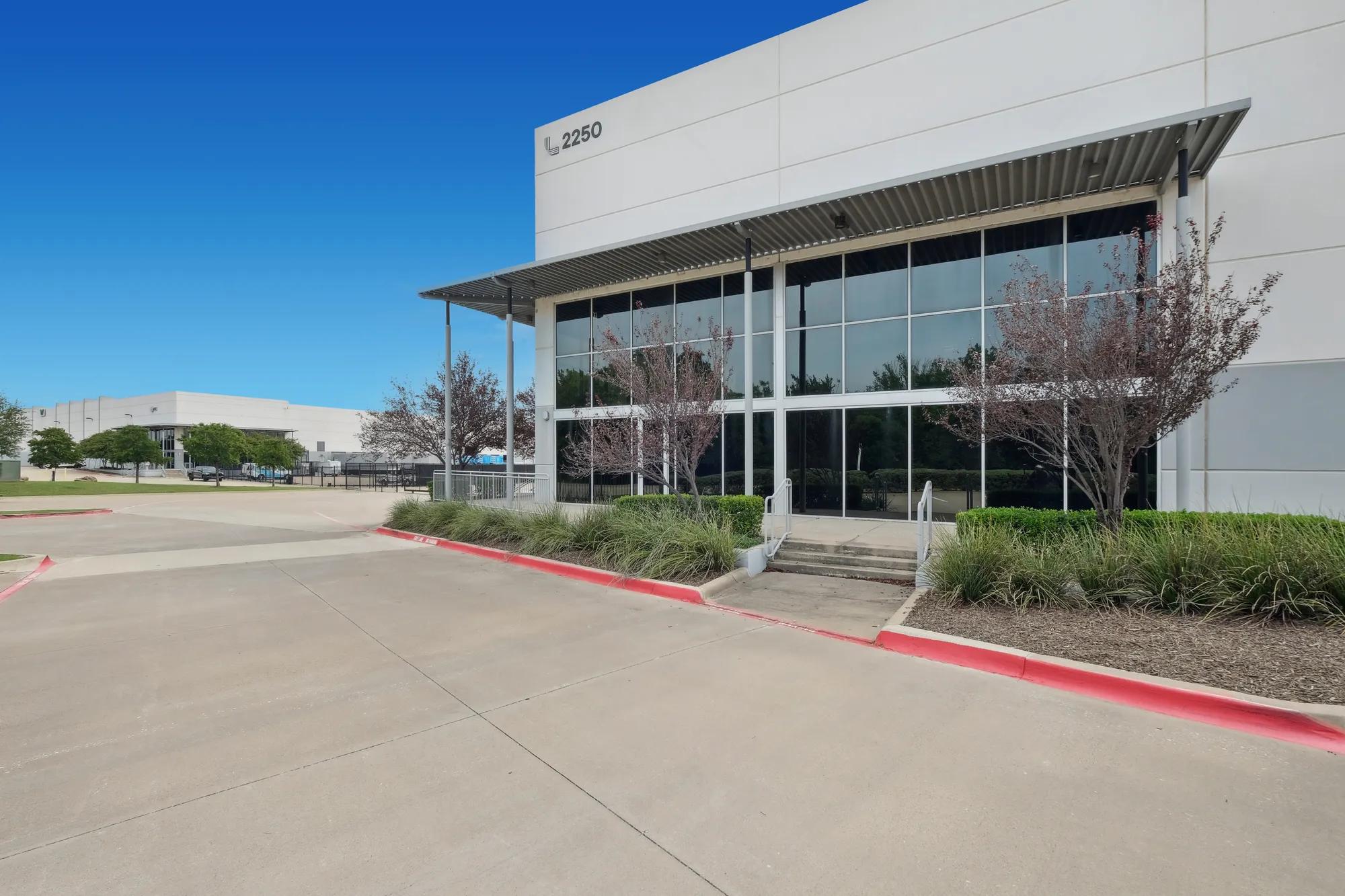 Details of 2250 Lion Country Pkwy, Grand Prairie, TX 75050 - Industrial Property For Lease