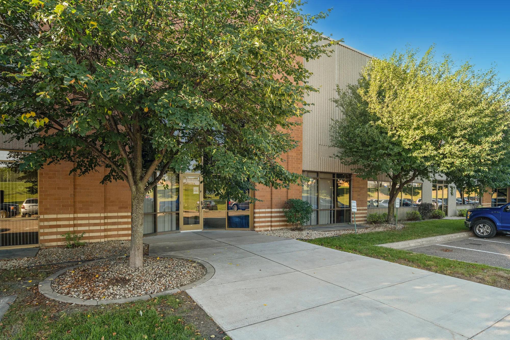 Details of Minneapolis, MN 55427 - Industrial Property For Lease