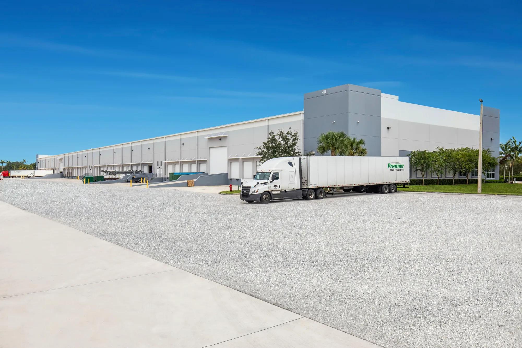 Details of West Palm Beach, FL 33413 - Industrial Property For Lease