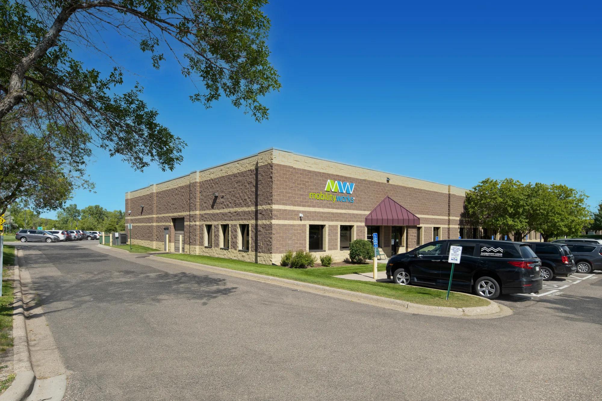Details of 1885-1915 County Road C W, Roseville, MN 55113 - Industrial Property For Lease