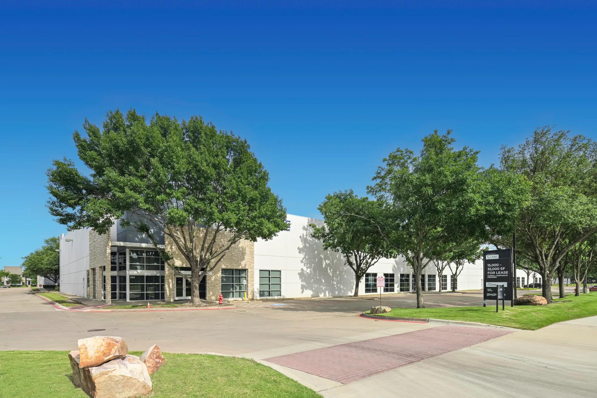 Details of 700 & 800 Freeport Pkwy, 801 Hammond St, Coppell, TX 75019 - Industrial Property For Lease