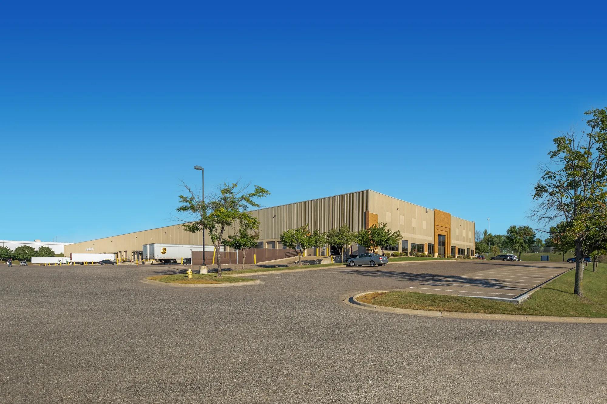 Details of Minneapolis, MN 55427 - Industrial Property For Lease