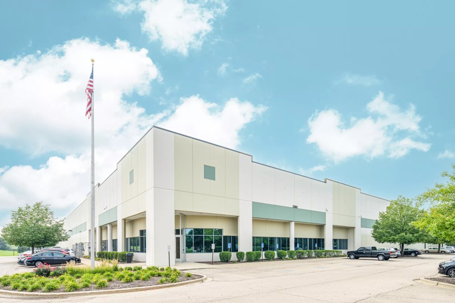 2380 Sullivan Rd, Aurora, IL 60506, 00100
