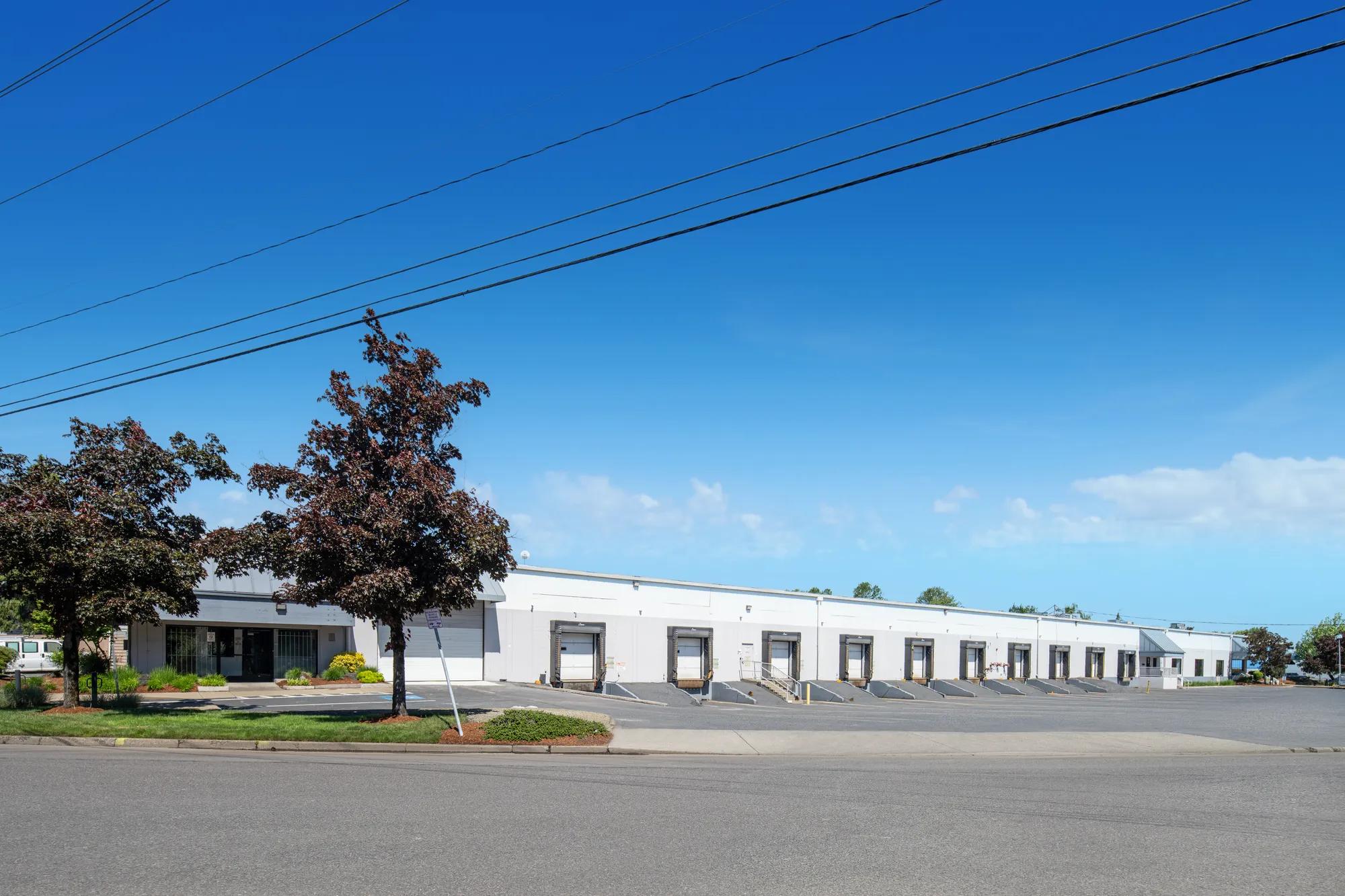 2331 NE Argyle Street, Portland, OR 97211, 00130
