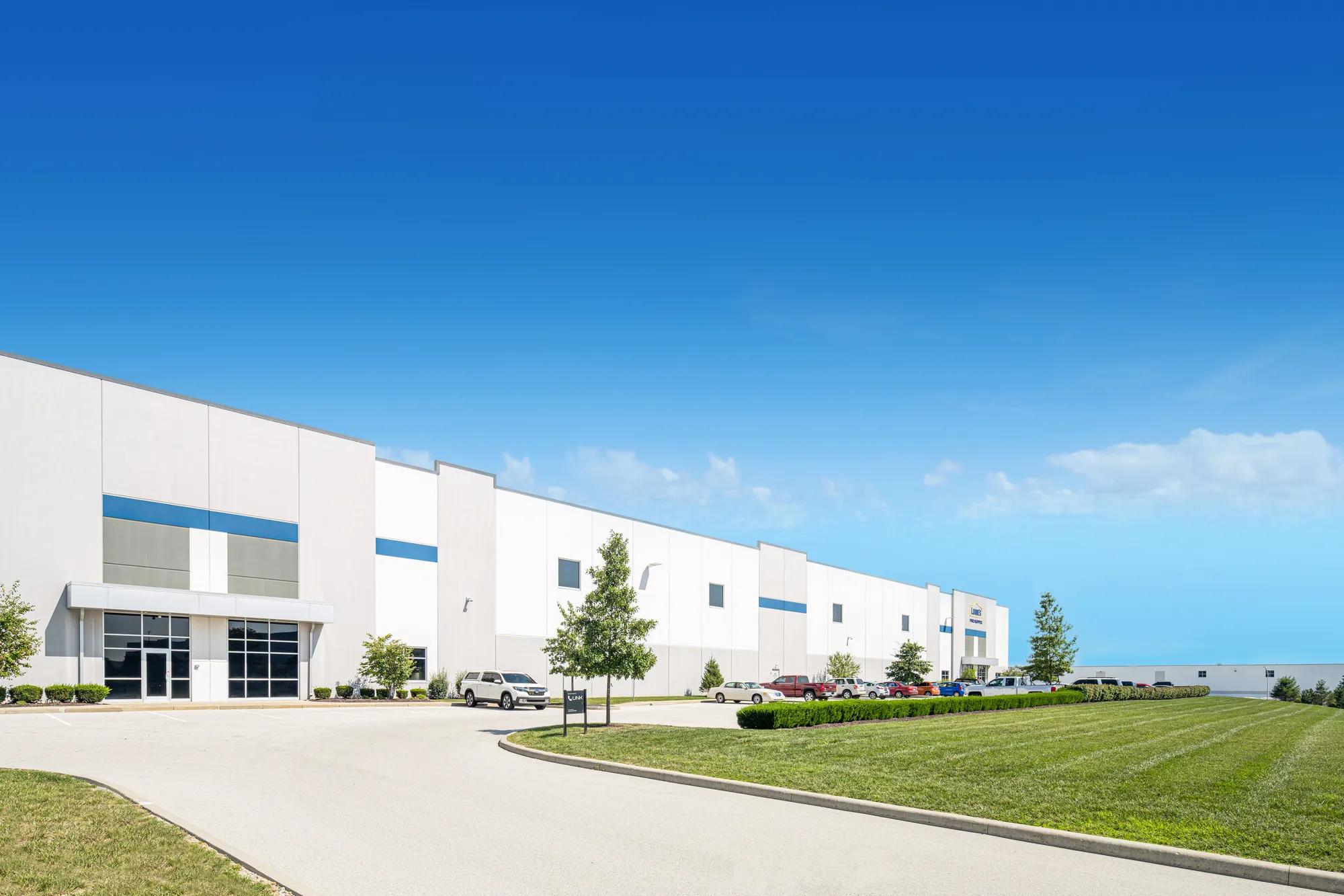 650 Commerce Pkwy E Dr, Greenwood, IN 46143, 02