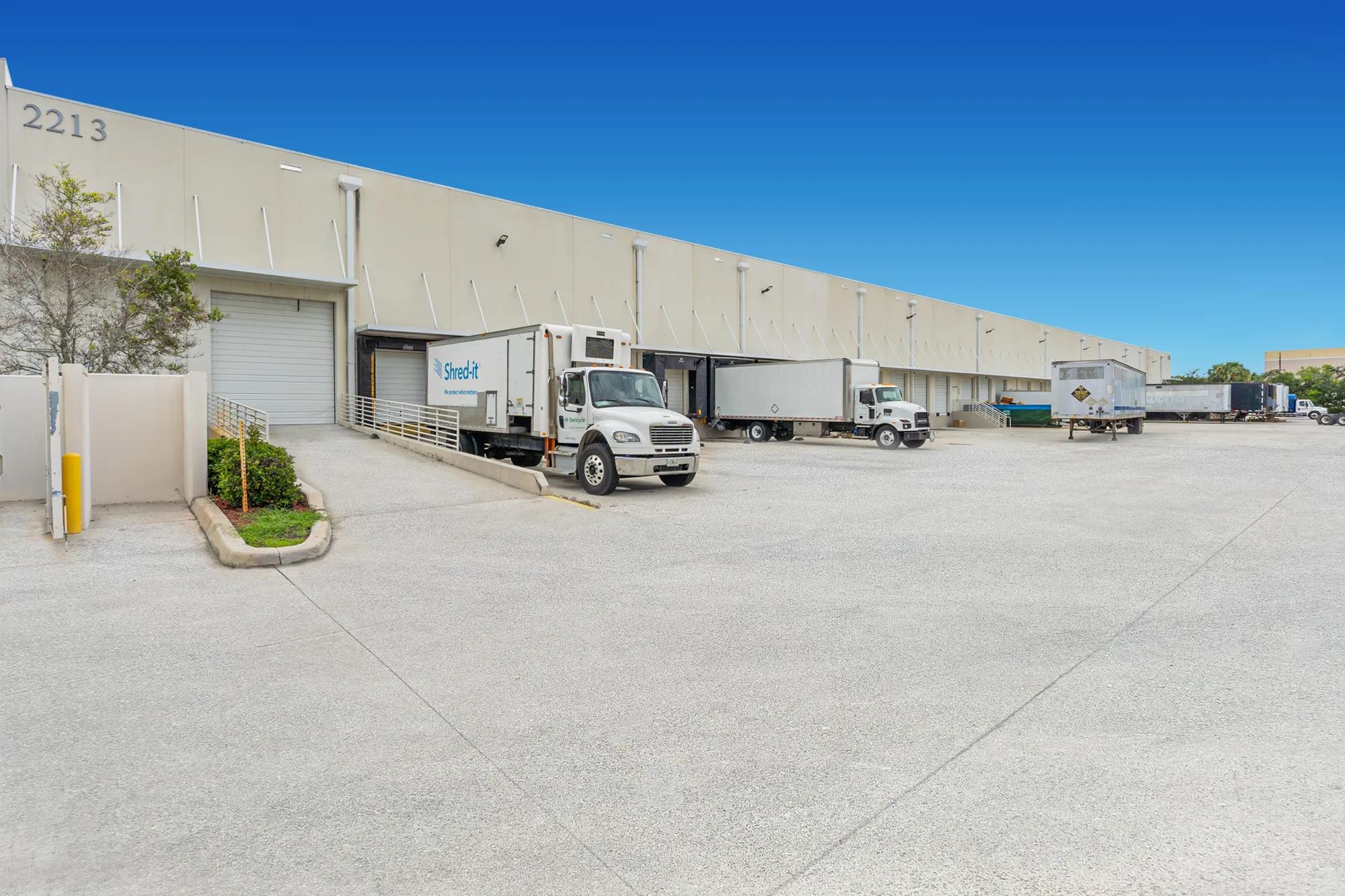 2213 Vista Pkwy, West Palm Beach, FL 33411, 0100