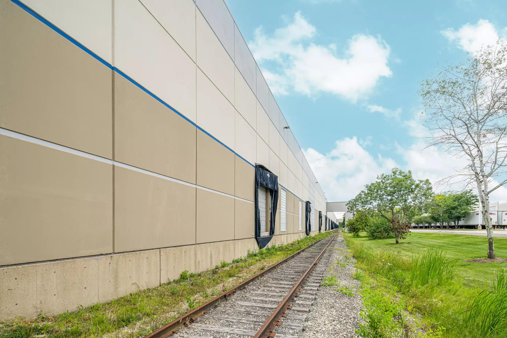 Details of Aurora, IL 60502-9412 - Industrial Property For Lease
