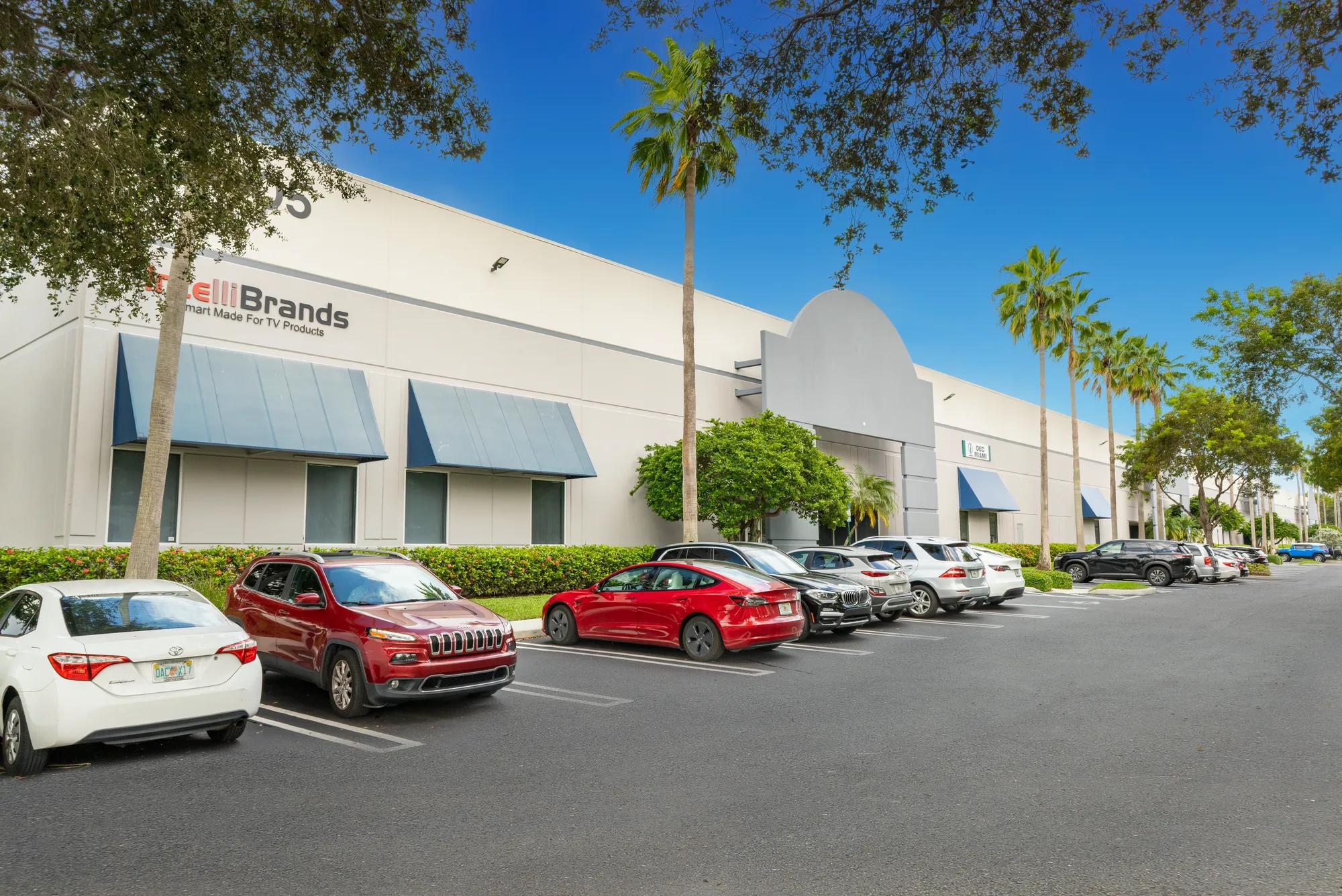 9905 NW 17th Street, Miami, FL 33172, 103