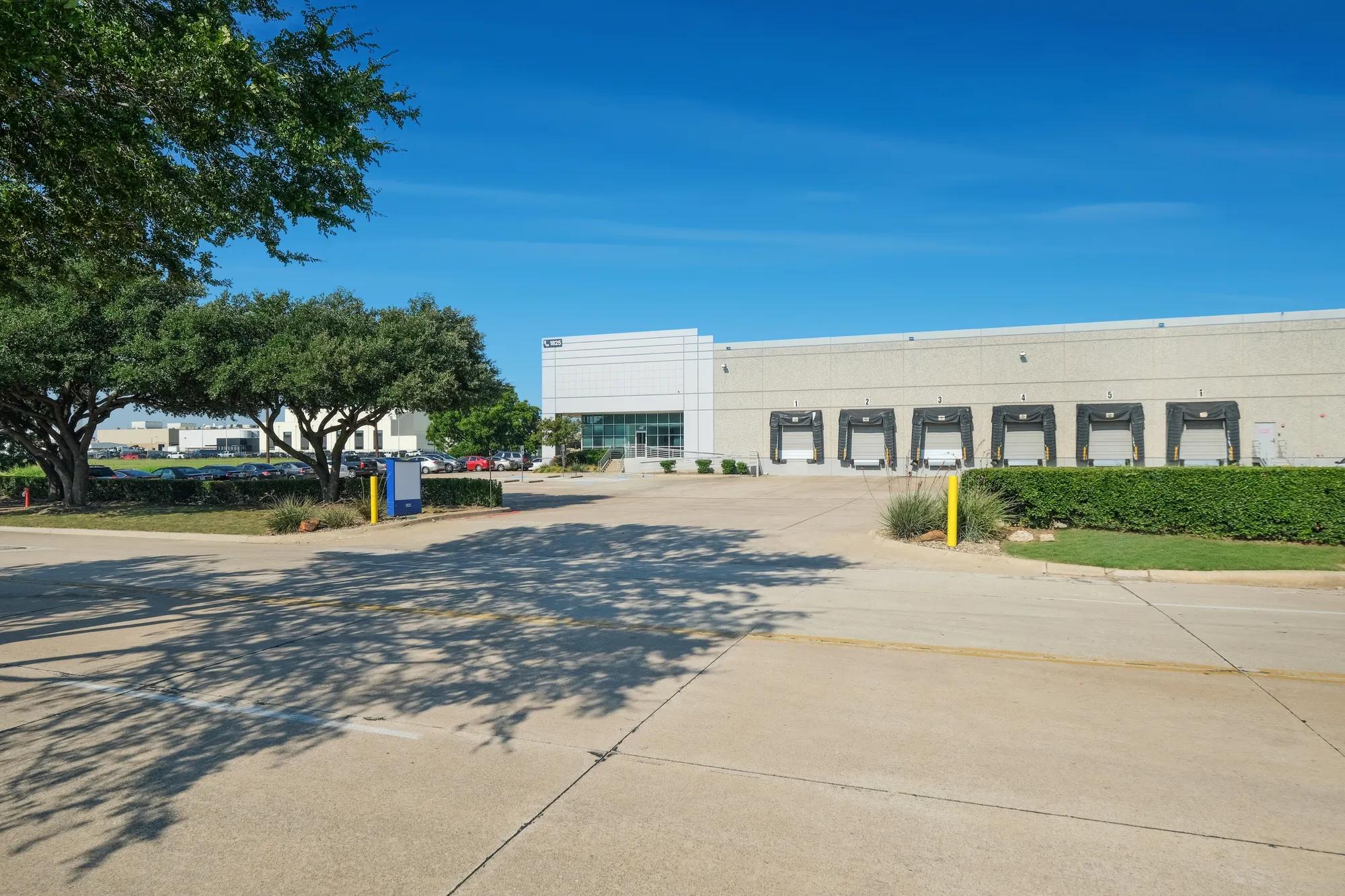 Details of Grand Prairie, TX 75050 - Industrial Property For Lease