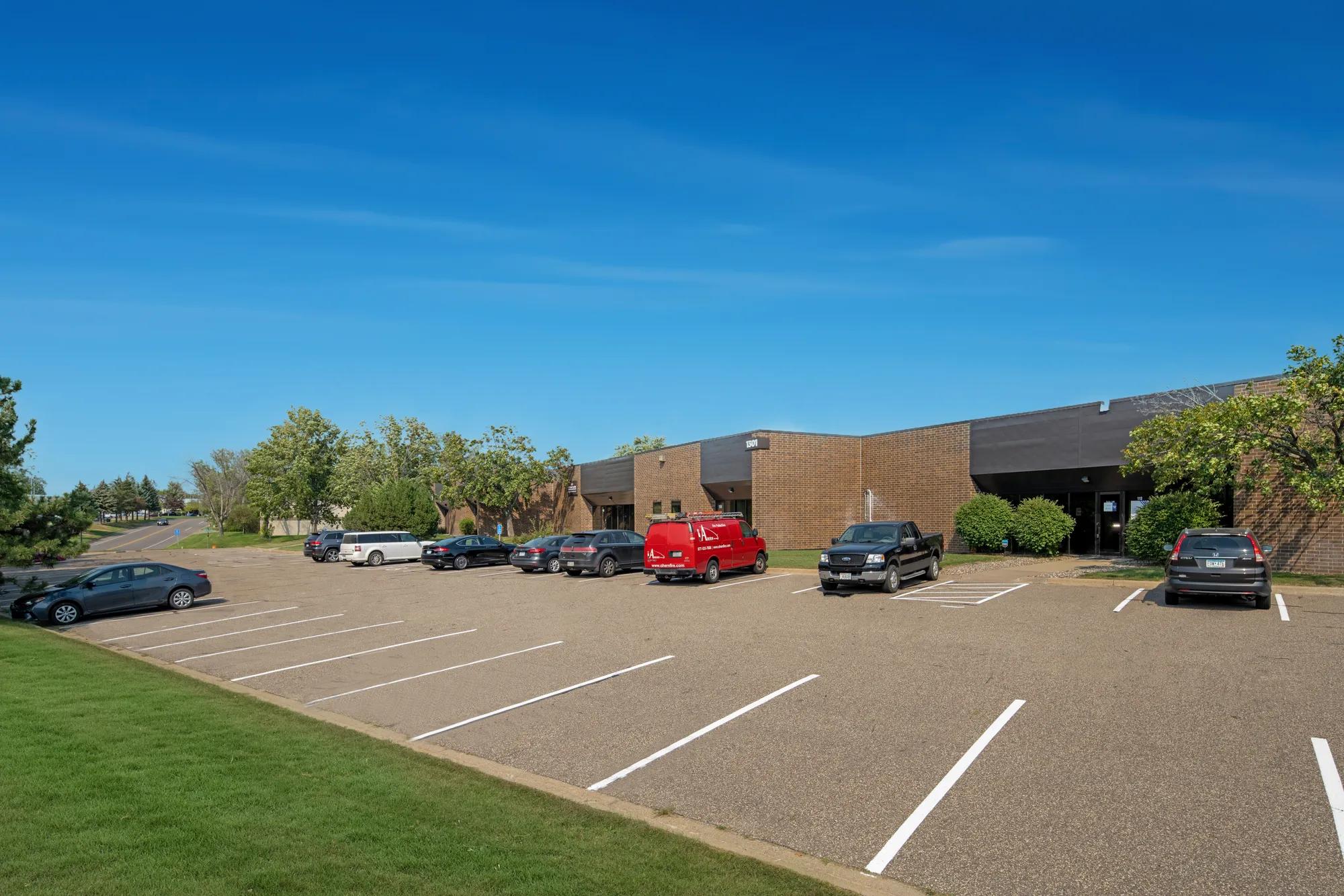 Details of 1301 Corporate Center Dr, Eagan, MN 55121 - Industrial Property For Lease